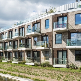 Horenblazer, 30 apartamentów
