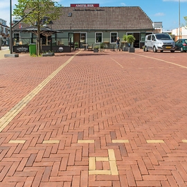 Dorpsstraat Assendelft (NL)