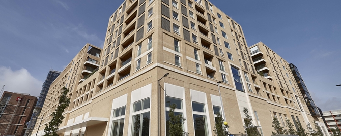 Apartments Silvertown Way
