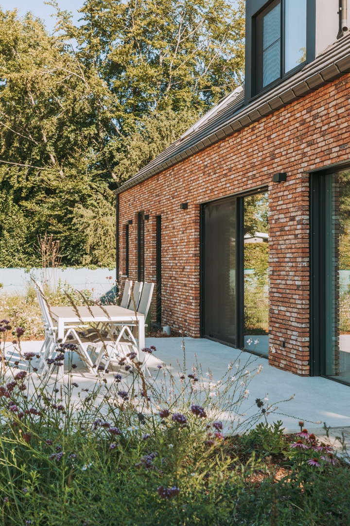 Brick Red Old Willingham Red