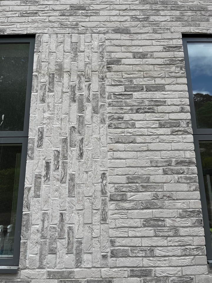 Brick White Lima