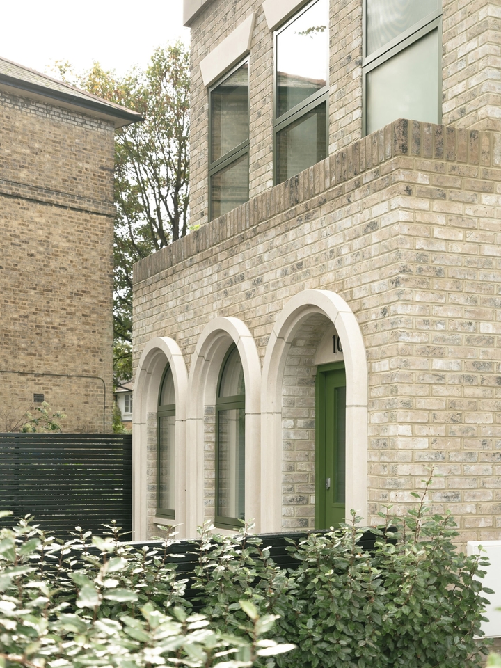 Brick Yellow Majestic
