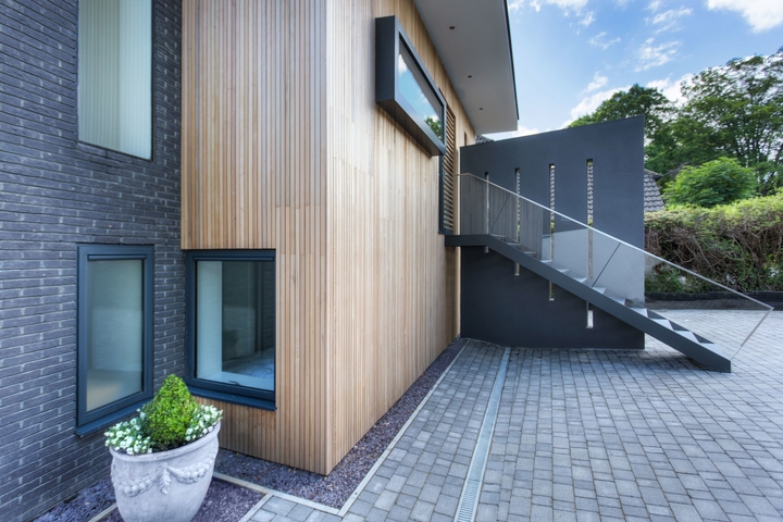 Brick Black Morvan