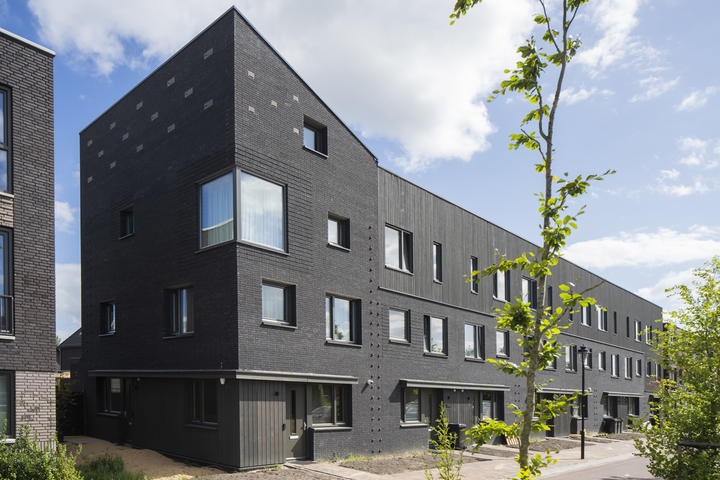 Gevelstenen Zwart Pirrouet Serious Black