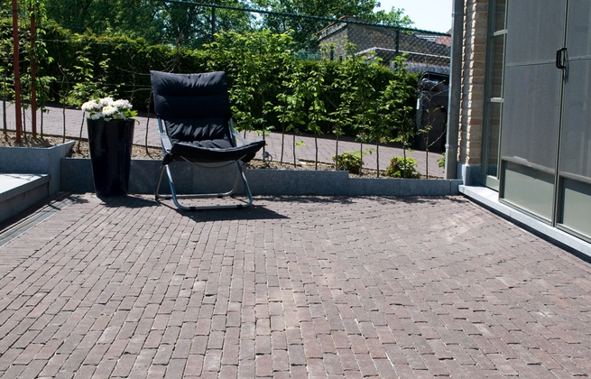 Straat Violeto