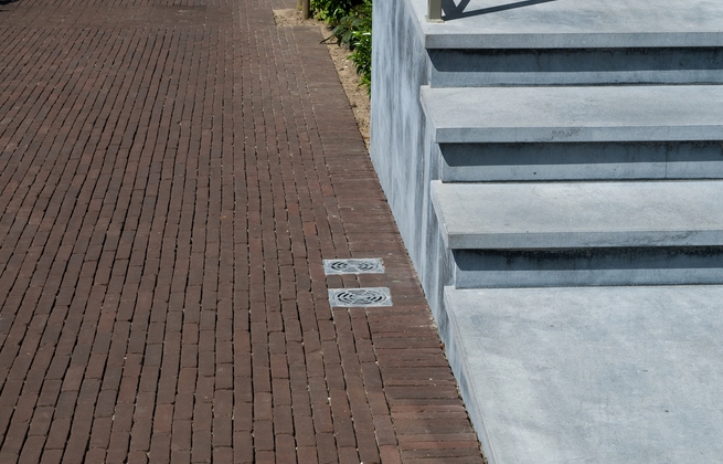 Straat Violeto